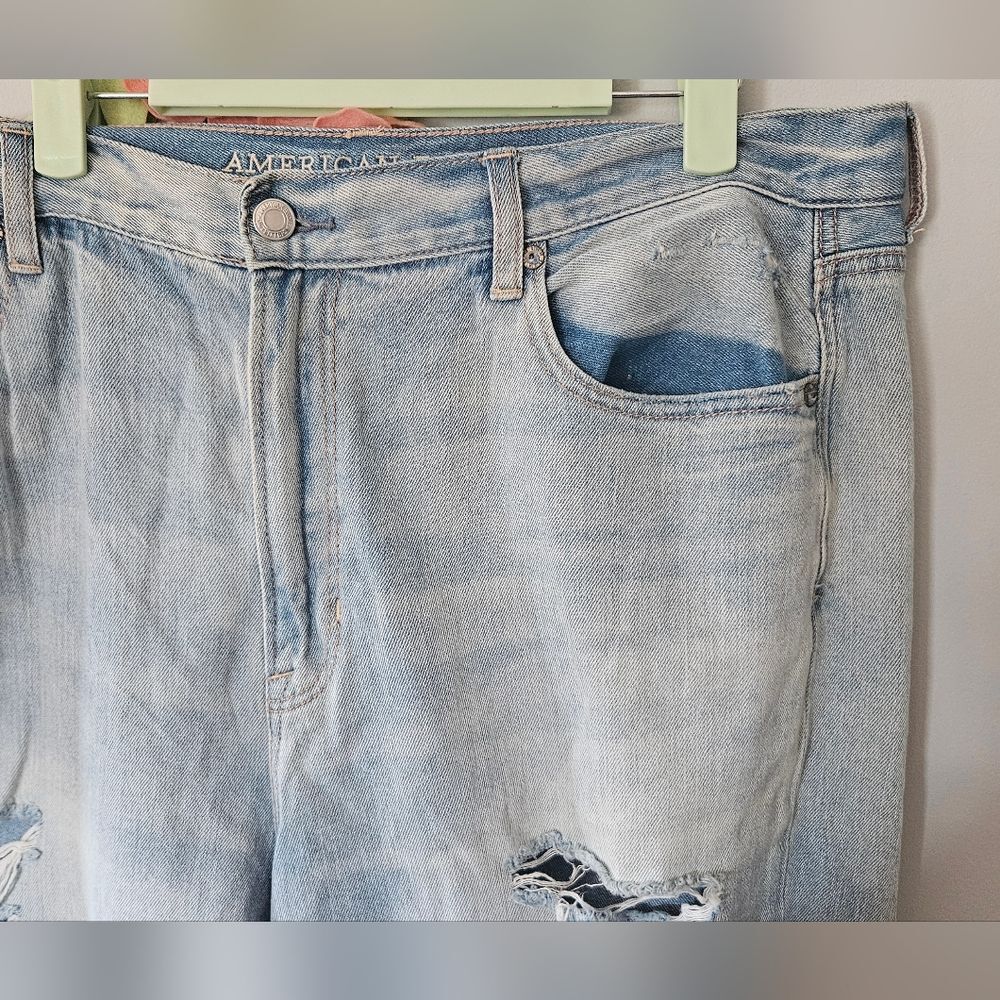 American Eagle Outfitters Light Gray Distressed Straight-Leg Jeans - Picture 4 of 12